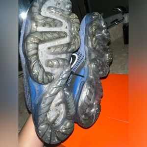 Nike vapormax youth size 5